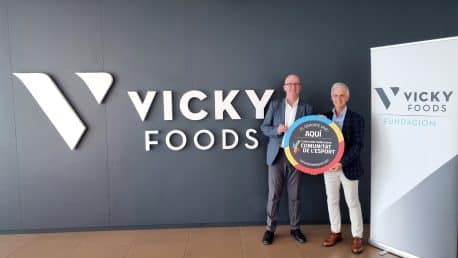 Juan Miguel Gómez junto a Rafael Juan, CEO de Vicky Foods