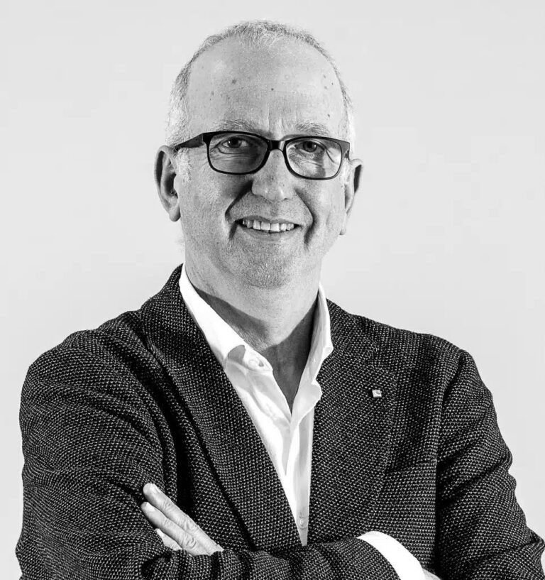 JUAN MIGUEL GÓMEZ​